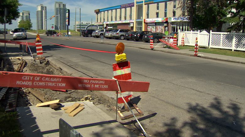 Killarney residents welcome new sidewalks but not the disruption