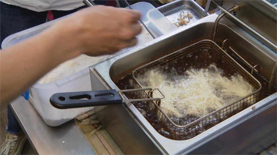 滿滿澎湃海味 酥炸魷魚麵線豪邁登場