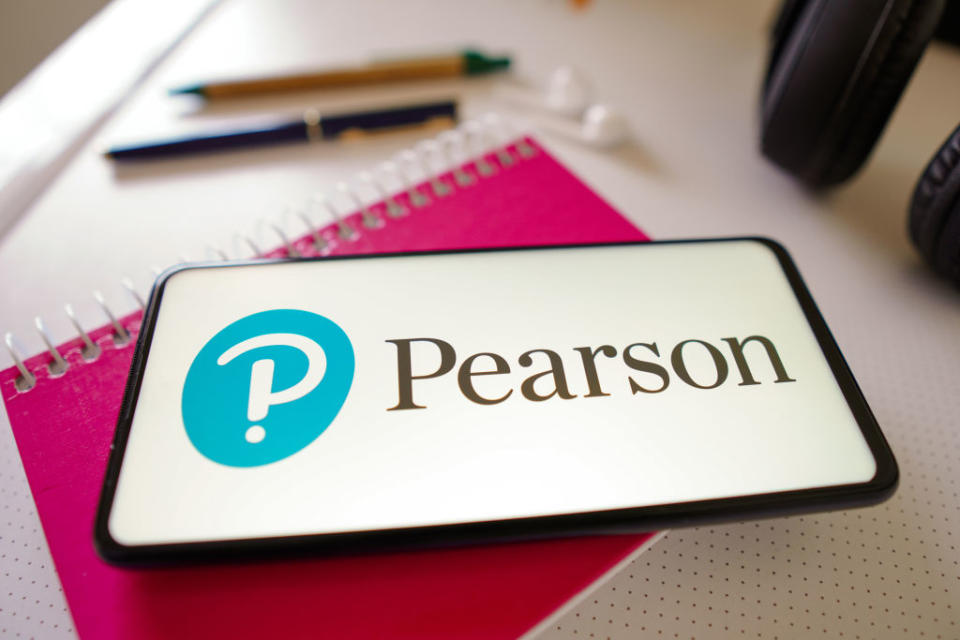 Pearson 整個團隊正努力引入區塊鏈和NFT技術