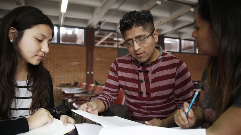 Estudiantes extranjeros en la sede de la UBA en San Isidro