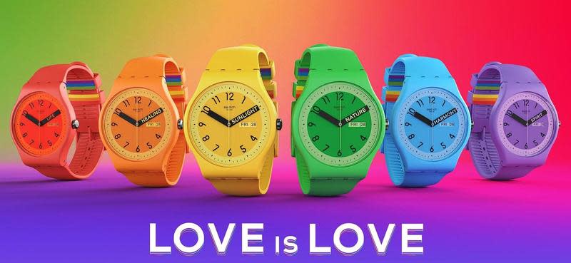 Swatch推出的Pride Collection系列「彩虹手表」遭大馬政府下令嚴禁，擁有或販售者可能面臨罰款或監禁。（翻攝自Swatch官網）