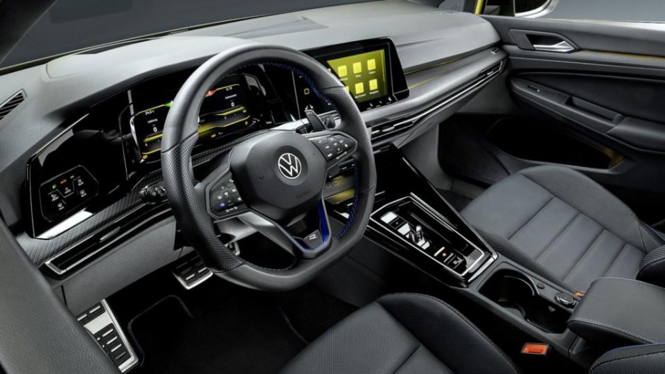 全數位虛擬儀錶板等科技配備並未在Golf R 333上缺席。(圖片來源/ Volkswagen)