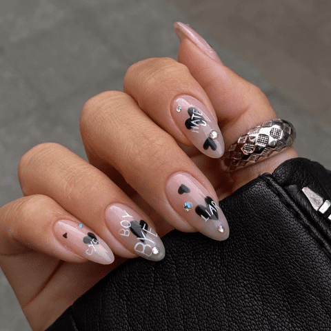 <p><a href="https://www.instagram.com/amyle.nails/" data-component="link" data-source="inlineLink" data-type="externalLink" data-ordinal="1">@amyle.nails</a> / Instagram</p>