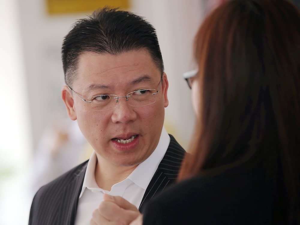 Perak DAP chairman Nga Kor Ming speaks to reporters during an event at SJK (C) Ave Maria in Ipoh September 12, 2019. — Picture by Farhan Najib
