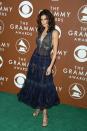 <p>Ein bisschen Hippie, ein bisschen Boheme – und auch ein bisschen schlimm ist dieses Kleid, das „Desperate Housewives“-Star Teri Hatcher 2006 bei den Grammys ausführte. Aber da alle damit beschäftigt waren, zu erahnen, was genau für einen Slip sie da trägt, und ob sich irgendwo ein BH verbirgt, rückte das schnell in den Hintergrund. (Bild: Getty Images) </p>