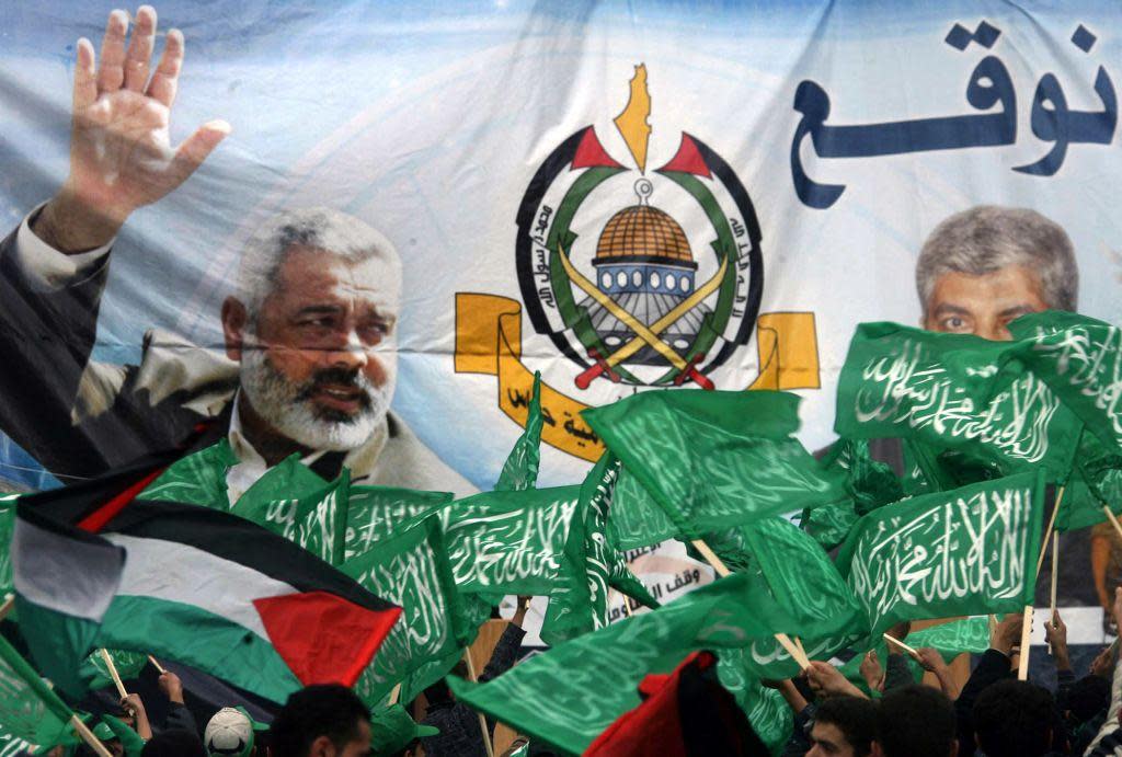 Hamás tiene un brazo armado pero también gobiernan un territorio con más de 2.3 millones de habitantes. (BBC)