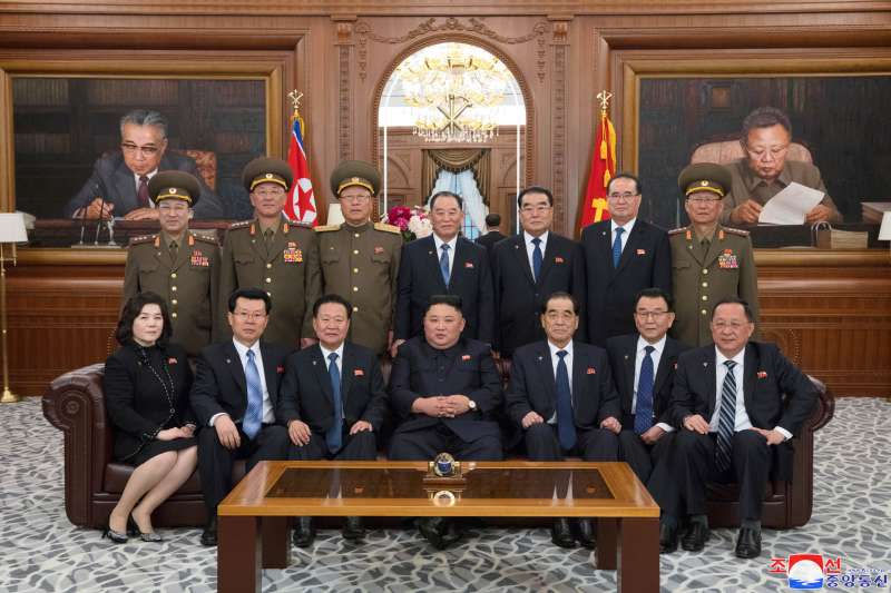 2019年4月11日，北韓（朝鮮）第14屆最高人民會議第一次會議在萬壽台舉行，選舉產生新一屆國務委員會委員（AP）