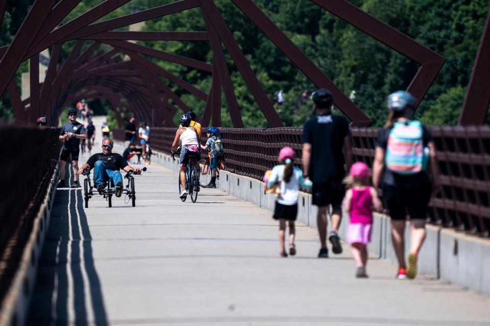 A busy Saturday on the High Trestle Trail Bridge.