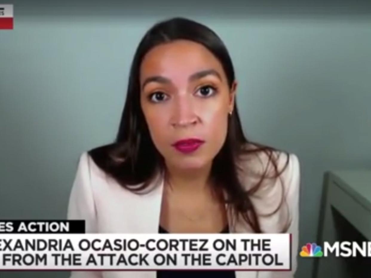 <p>La congresista Alexandria Ocasio-Cortez aparece en MSNBC el miércoles.</p> (MSNBC)