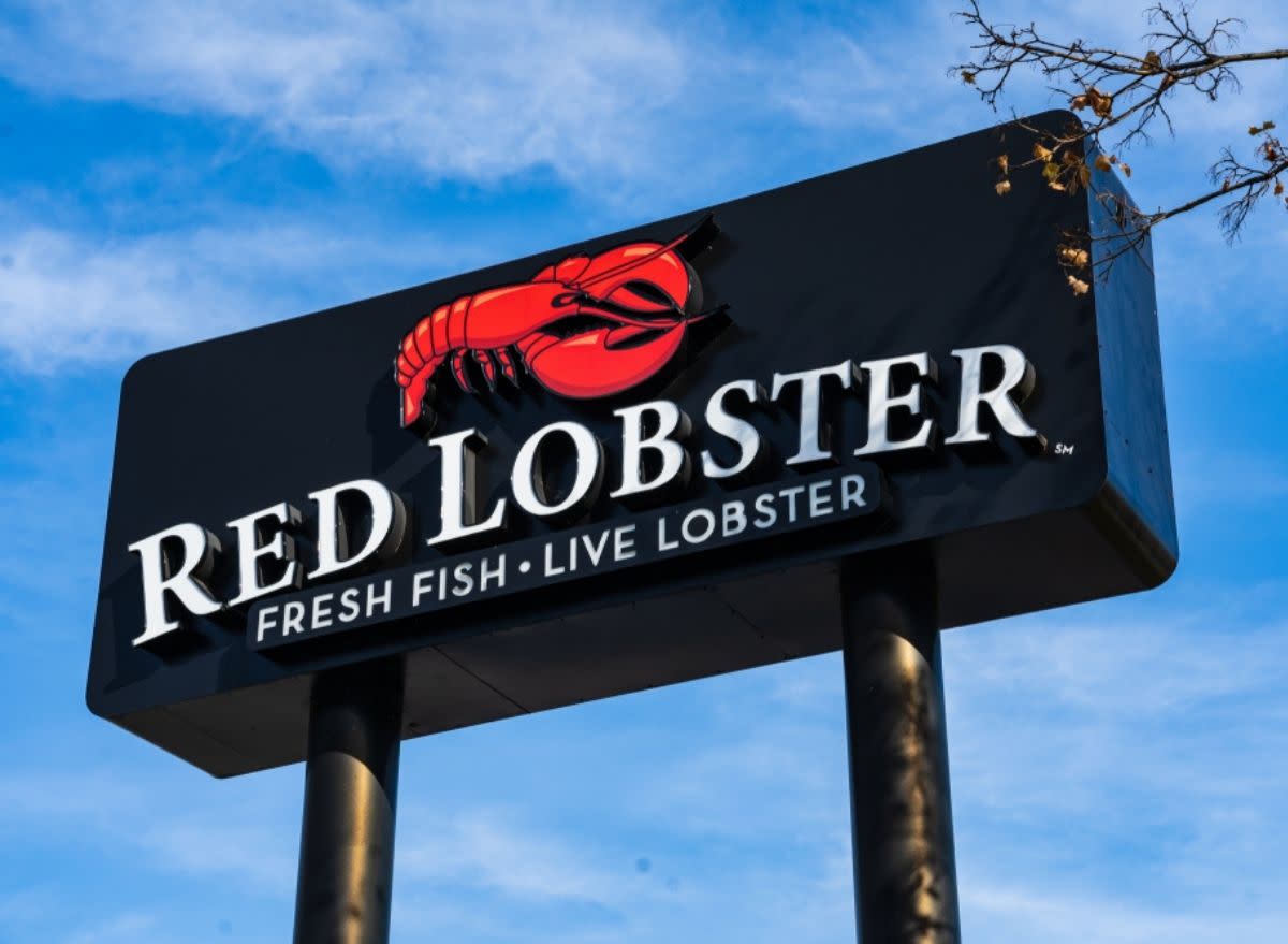 red lobster sign