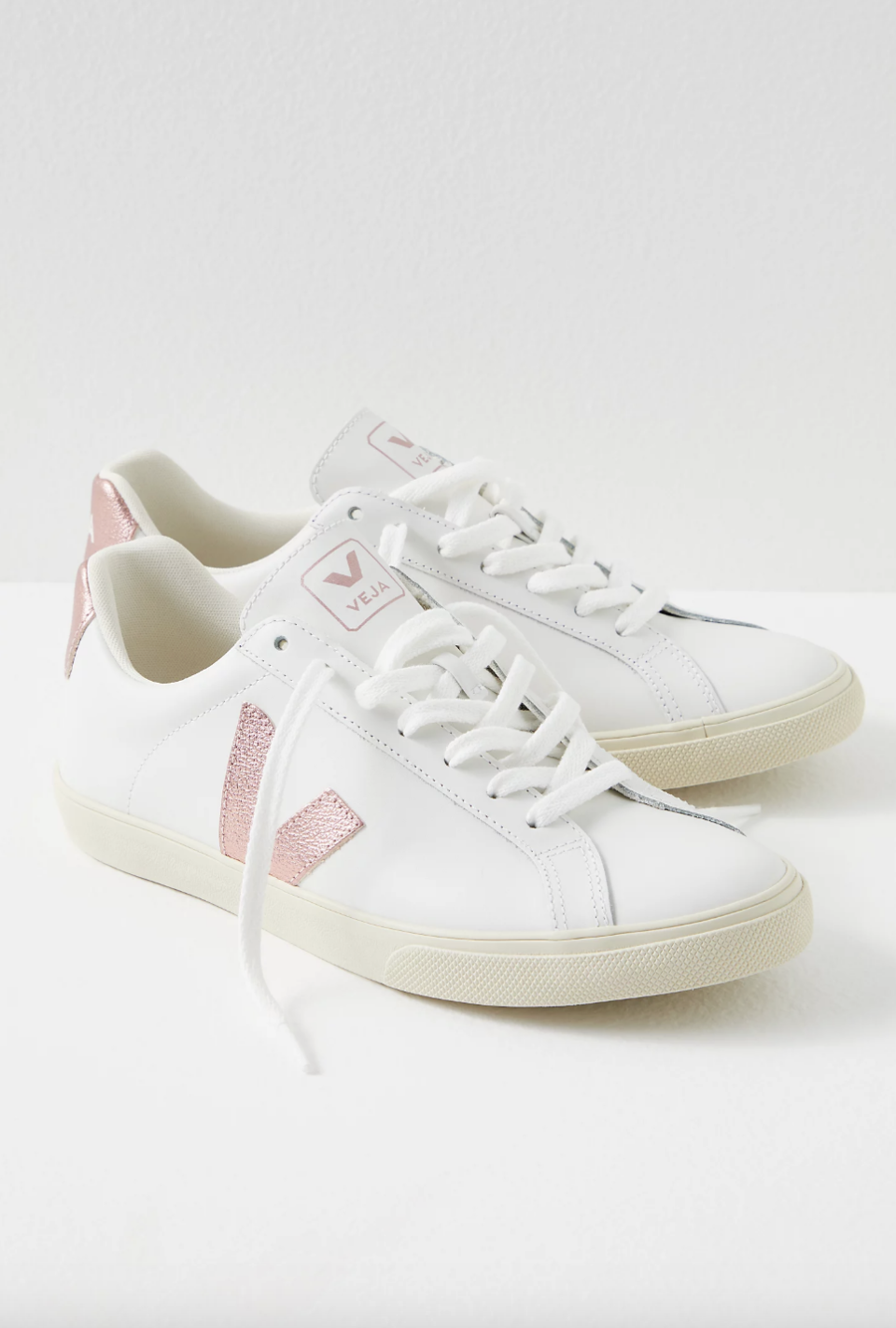 <p><a href="https://go.redirectingat.com?id=74968X1596630&url=https%3A%2F%2Fwww.freepeople.com%2Fshop%2Fveja-esplar-sneaker%2F&sref=https%3A%2F%2Fwww.townandcountrymag.com%2Fstyle%2Ffashion-trends%2Fg60371915%2Fbest-womens-work-sneakers%2F" rel="nofollow noopener" target="_blank" data-ylk="slk:Shop Now;elm:context_link;itc:0;sec:content-canvas" class="link ">Shop Now</a></p><p>Veja Esplar Sneakers</p><p>freepeople.com</p><p>$120.00</p>