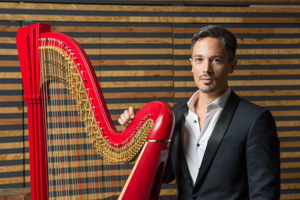 Experience a one-of-a-kind harp performance tonight as the Chamber Music Society of Palm Beach presents “Impressionist Reverie.”