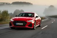 <p>While we're not as in love with Audi's latest design for the A7's body, there's no denying that the RS7 looks stunning on the road.</p>