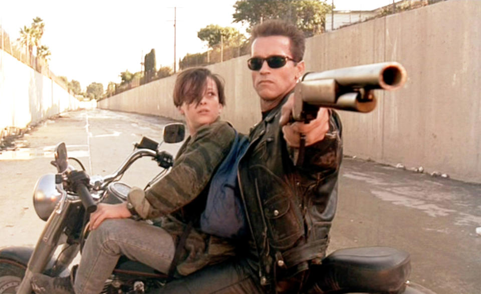 Arnold Schwarzenegger and Edward Furlong in Terminator 2