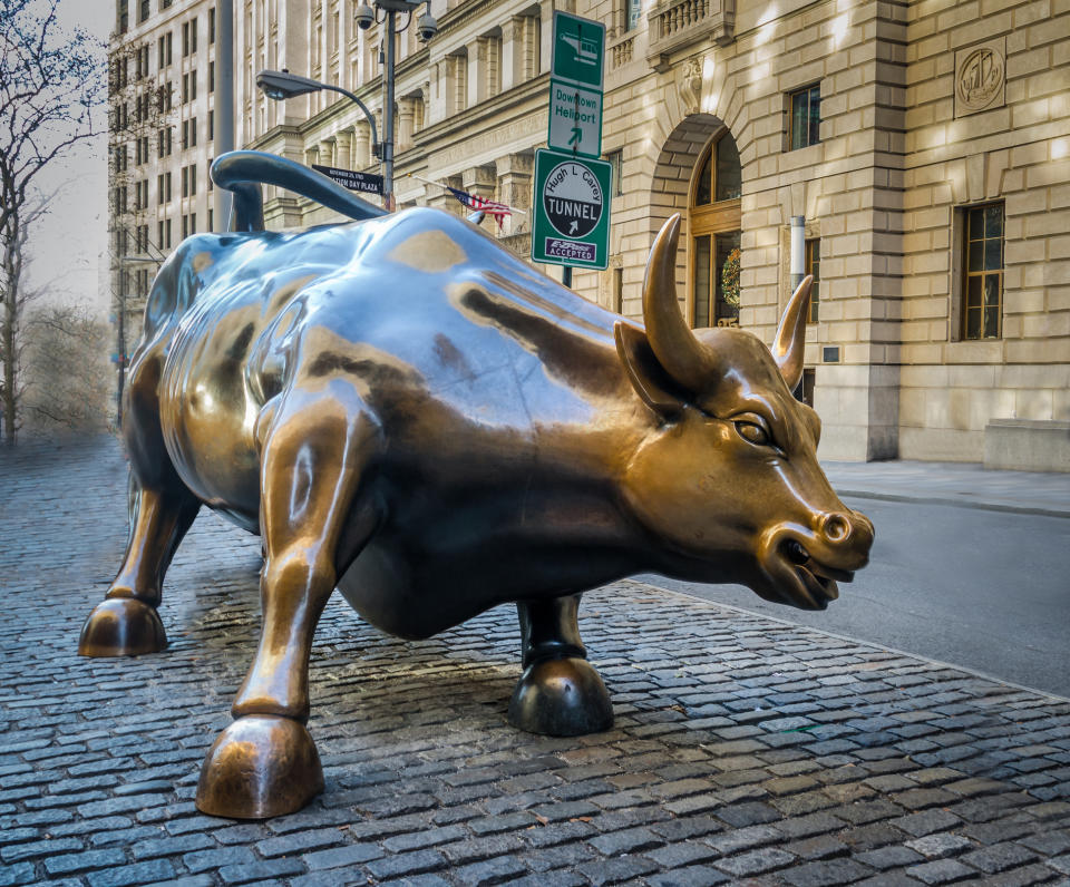 Bull statue on Wall Street.
