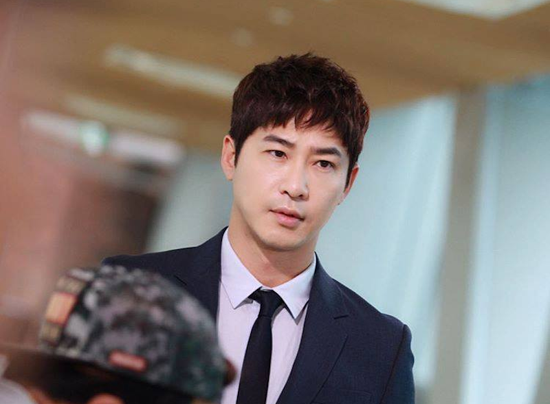 For raping two women in July, South Korean actor Kang Ji-hwan has been sentenced to three years of probation. — Photo via Facebook/ kangjihwan