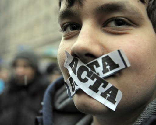POLAND : Protests against Internet ACTA agreement