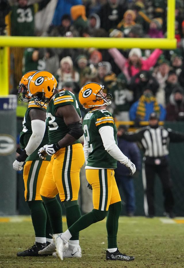 Green Bay Packers: Fans React to Detroit Lions Fans Taking Over Lambeau  Field