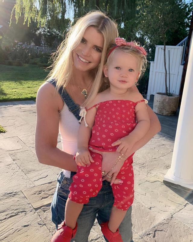 Jessica Simpson Holds Daughter Birdie & Reveals Her Singing