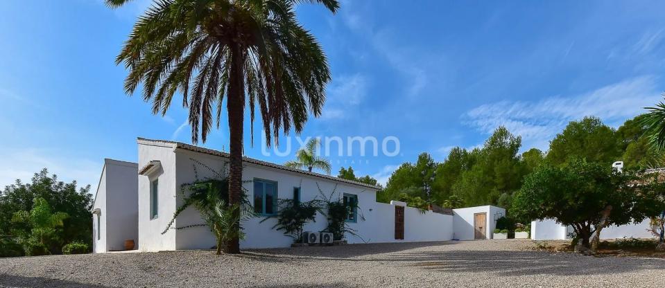 Una casa-atelier en la que desconectar de todo en pleno Jávea.