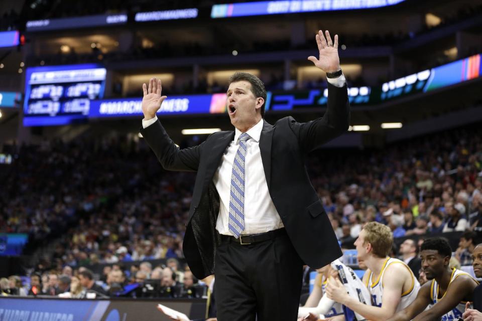 UCLA coach Steve Alford (AP)