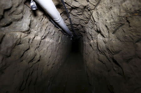 A tunnel connected to the Altiplano Federal Penitentiary and used by drug lord Joaquin 'El Chapo' Guzman to escape is seen in Almoloya de Juarez, on the outskirts of Mexico City, July 15, 2015. REUTERS/Edgard Garrido
