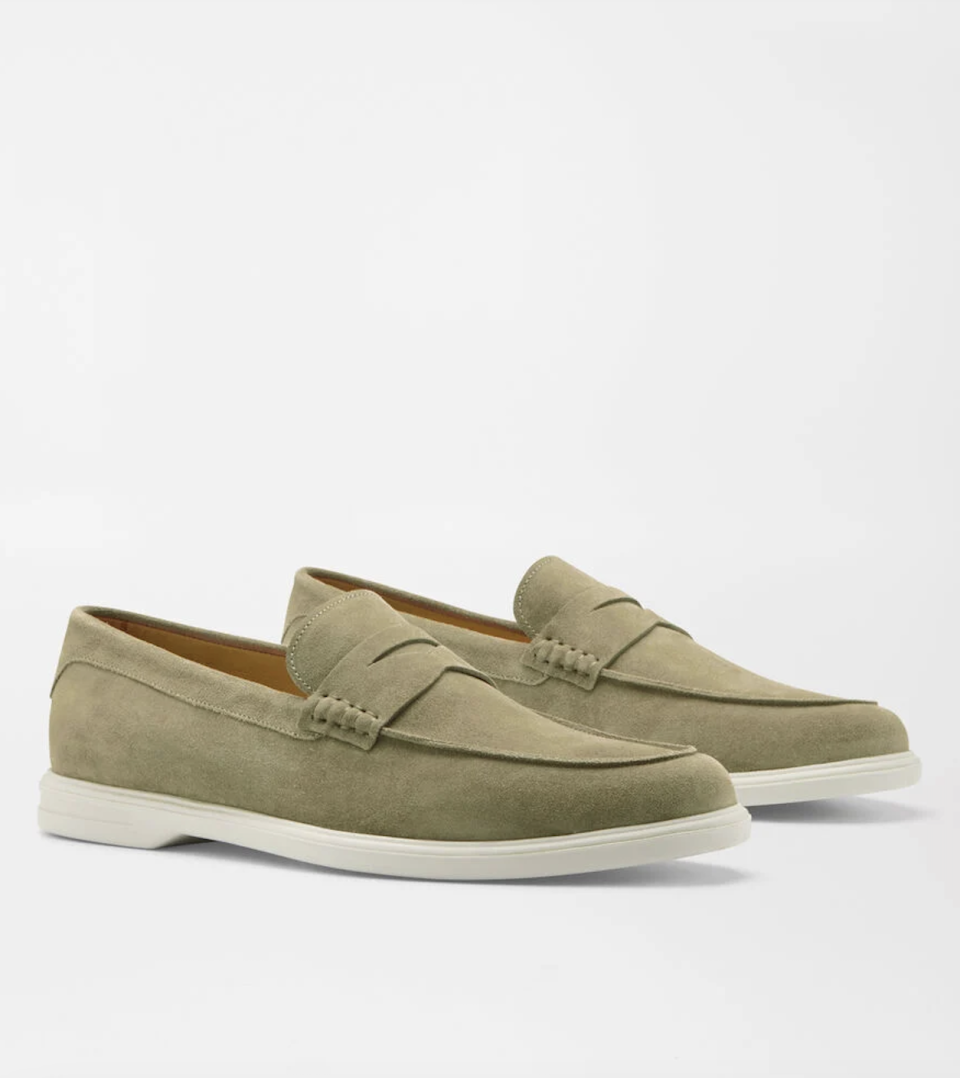 <p><a href="https://go.redirectingat.com?id=74968X1596630&url=https%3A%2F%2Fwww.petermillar.com%2Fp%2Fexcursionist-penny-loafer%2Fms24xf09.html&sref=https%3A%2F%2Fwww.townandcountrymag.com%2Fstyle%2Fmens-fashion%2Fg60499785%2Fbest-mens-summer-shoes%2F" rel="nofollow noopener" target="_blank" data-ylk="slk:Shop Now;elm:context_link;itc:0;sec:content-canvas" class="link ">Shop Now</a></p><p>Excursionist Penny Loafer</p><p>petermillar.com</p><p>$250.00</p>