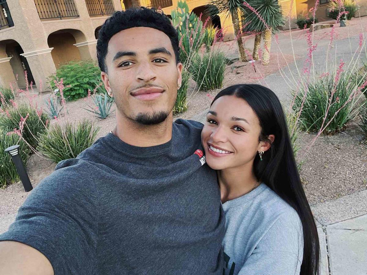 Sophia Smith's boyfriend catches two touchdowns for Arizona Cardinals 