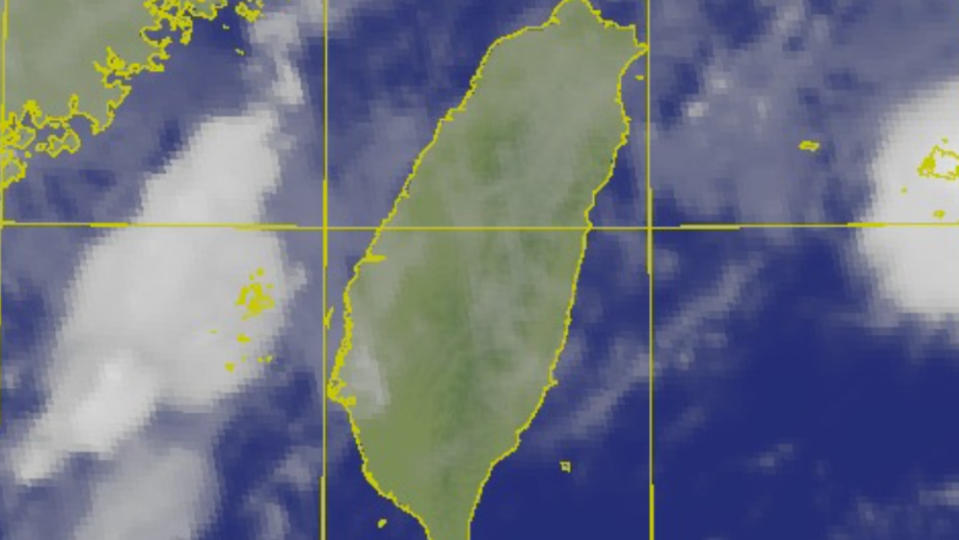 輕颱「馬力斯」侵台機率曝光 周末悶熱慎防午後大雷雨