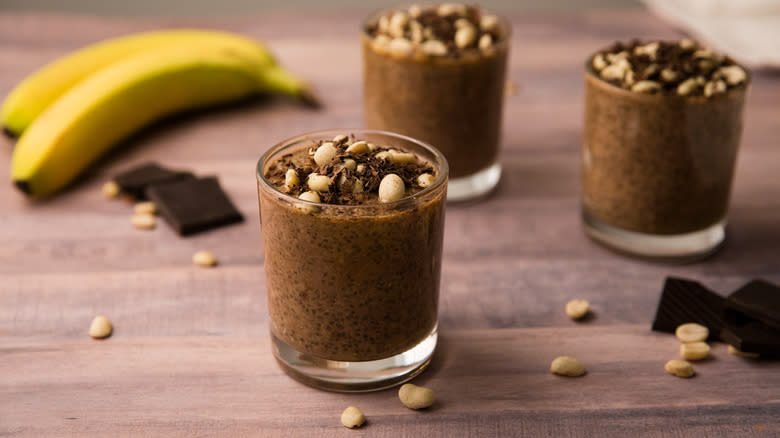 chocolate chia pudding in glasses 