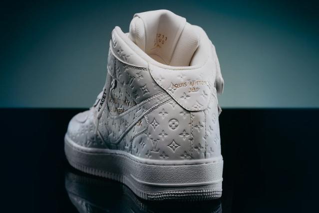 Louis Vuitton Air Force 1 Low by Virgil Abloh in Met Gold Baroque