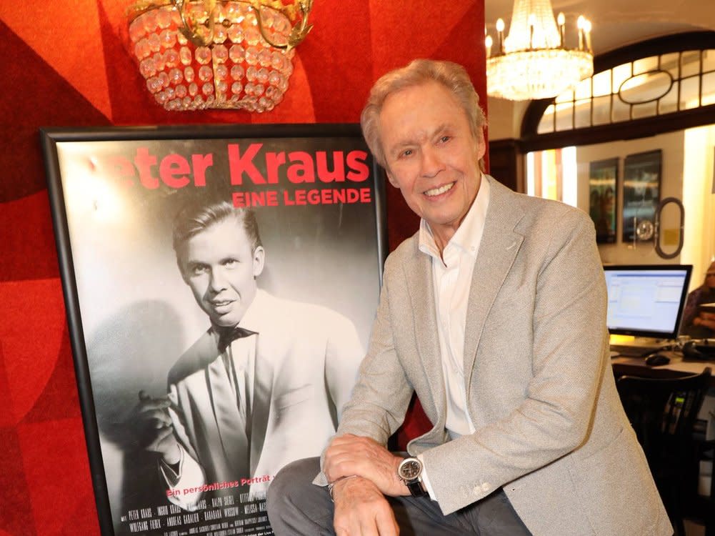 Der Jubilär freute sich über seine Geburtstags-Dokumentation "Peter Kraus - eine Legende", die einen Tag vor seinem Ehrentag auf Servus TV lief. (Bild: IMAGO/SKATA)