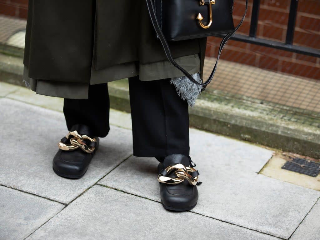  Billy Porter outfit details outside JW Anderson during London Fashion Week February 2020 (Getty Images)