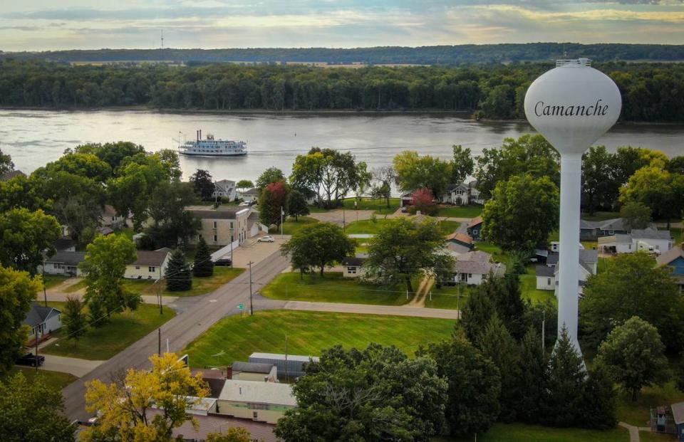 Andrew Kida, Camanche’s city administrator, said he and county officials have discussed “Dunkirking” residents out of town by way of the Mississippi River.