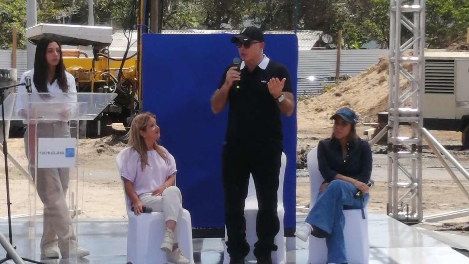 Christian Daes aseguró que el faro será "el monumento de Colombia". Foto: Cortesía