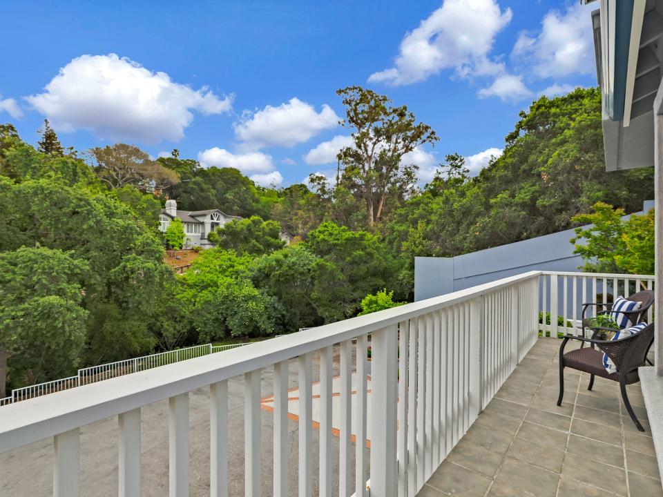 Balcony with luscious greenery