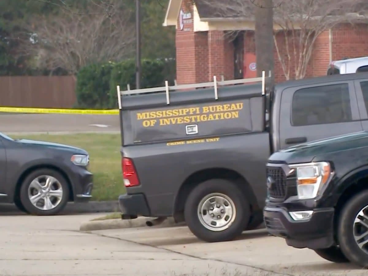 A Mississippi woman killed two police officers before dying by suicide (Screenshot / WWLTV)