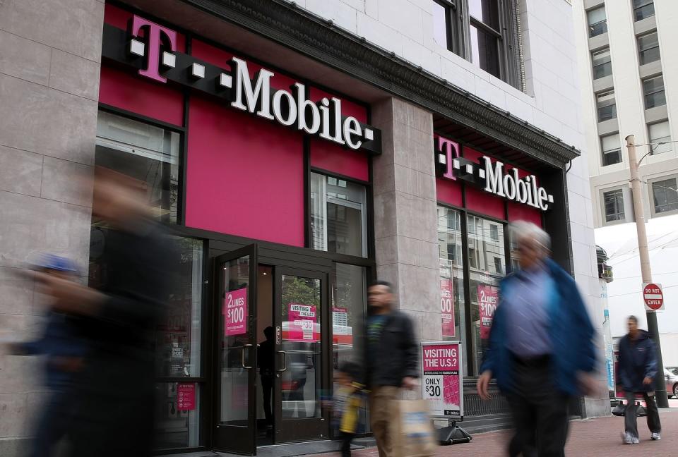 t mobile announces first quarter earning results
