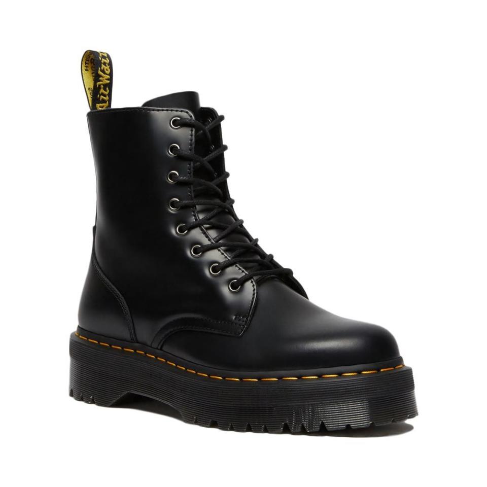 <p><a href="https://go.redirectingat.com?id=74968X1596630&url=https%3A%2F%2Fwww.drmartens.com%2Fus%2Fen%2Fjadon-boot-smooth-leather-platforms%2Fp%2F15265001&sref=https%3A%2F%2Fwww.elle.com%2Ffashion%2Fshopping%2Fa44057303%2Fdr-martens-jadon-platform-boot-review%2F" rel="nofollow noopener" target="_blank" data-ylk="slk:Shop Now;elm:context_link;itc:0;sec:content-canvas" class="link ">Shop Now</a></p><p>Jadon Boot Smooth Leather Platforms</p><p>$210.00</p><p>drmartens.com</p>