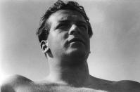 <p>Millionen Fans liebten ihn und seine Haudrauf-Komödien. Was viele nicht wissen: Bud Spencer (Bild) nahm zweimal an Olympischen Spielen teil. In Melbourne 1956 schwamm er im Freistil auf Rang elf. Auch war er Mitglied der italienischen Wasserballnationalmannschaft und gefürchtet als wuchtiger Angreifer. (Bild: Archiv / RBB / Media Film)</p> 