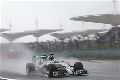 photo 1: Hamilton主宰下雨的中國GP排位賽