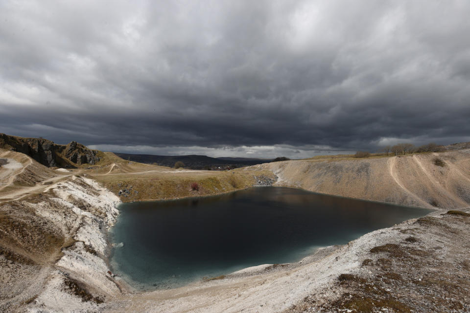  General view of Blue Lagoon of Buxton as the spread of the coronavirus disease (COVID-19) continues, Buxton, Britain, March 28, 2020. REUTERS/Carl Recine