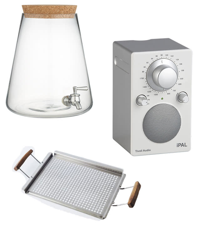 These ultra-cool party essentials will make your backyard BBQ easy and fun: