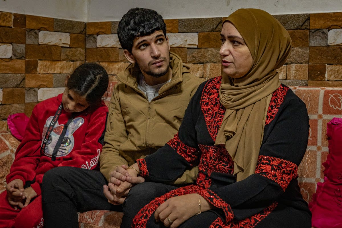 Obada and his mother Badriya the morning after he was released, after 17 months in administrative detention without charge or trial (Bel Trew)