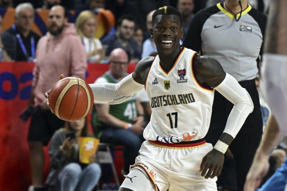 施洛德(Dennis Schroder)強調願意效力德國國家隊直到自己走不動為止。（圖／美聯社）