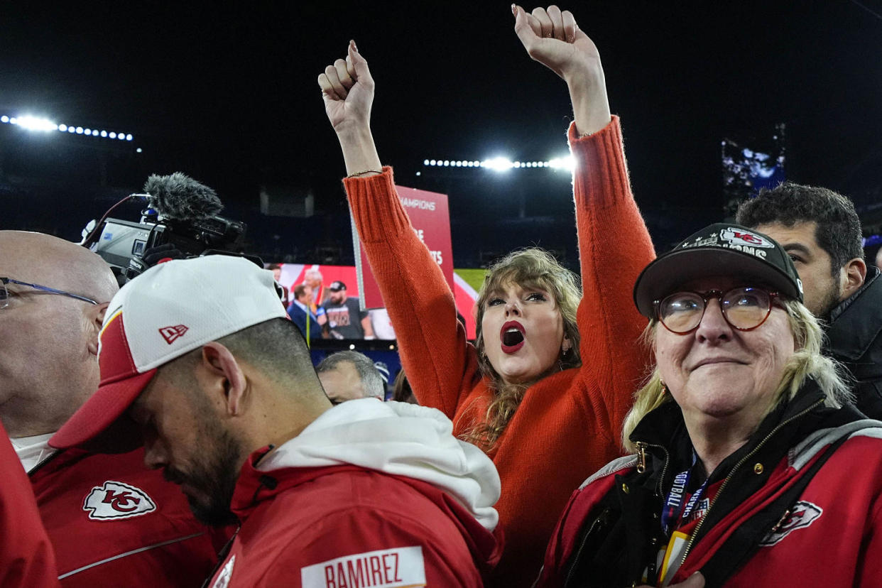 Taylor Swift (Julio Cortez / AP)