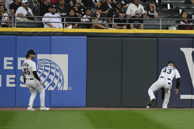 White Sox's Tyler Naquin batting eighth on Saturday