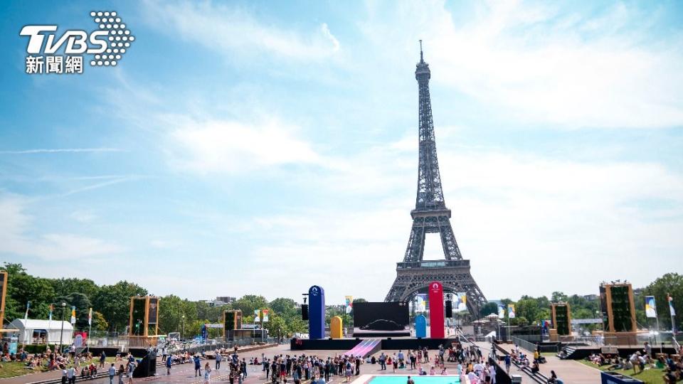 巴黎奧委會表示，將會在巴黎鐵塔上升起破紀錄的旗幟。（示意圖／達志影像美聯社）