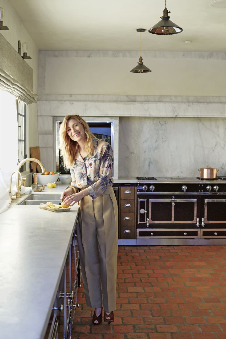 actress ellen pompeo in her kitchen