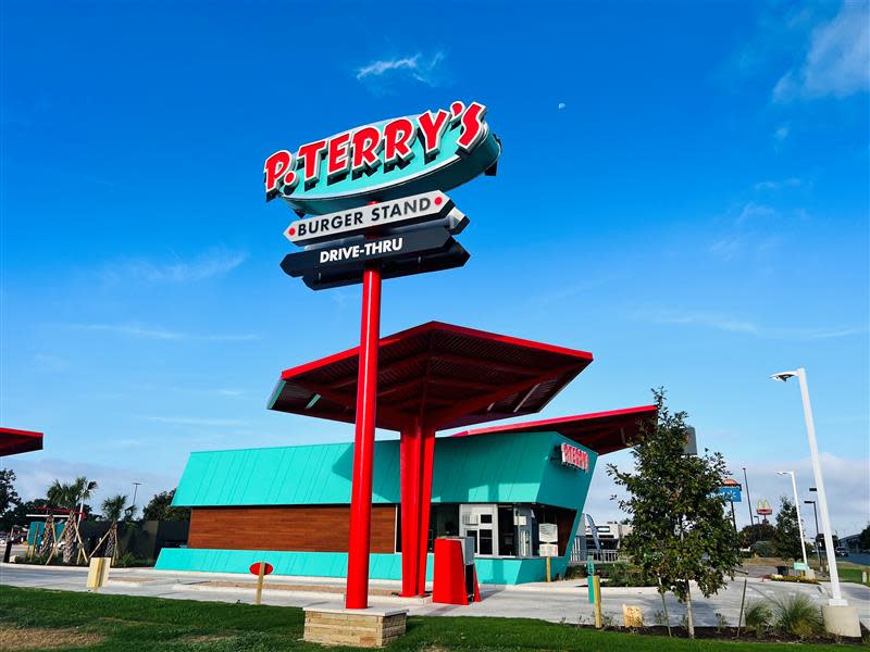 A P. Terry's Burger Stand location opened in Bastrop on Wednesday, Oct. 18.
